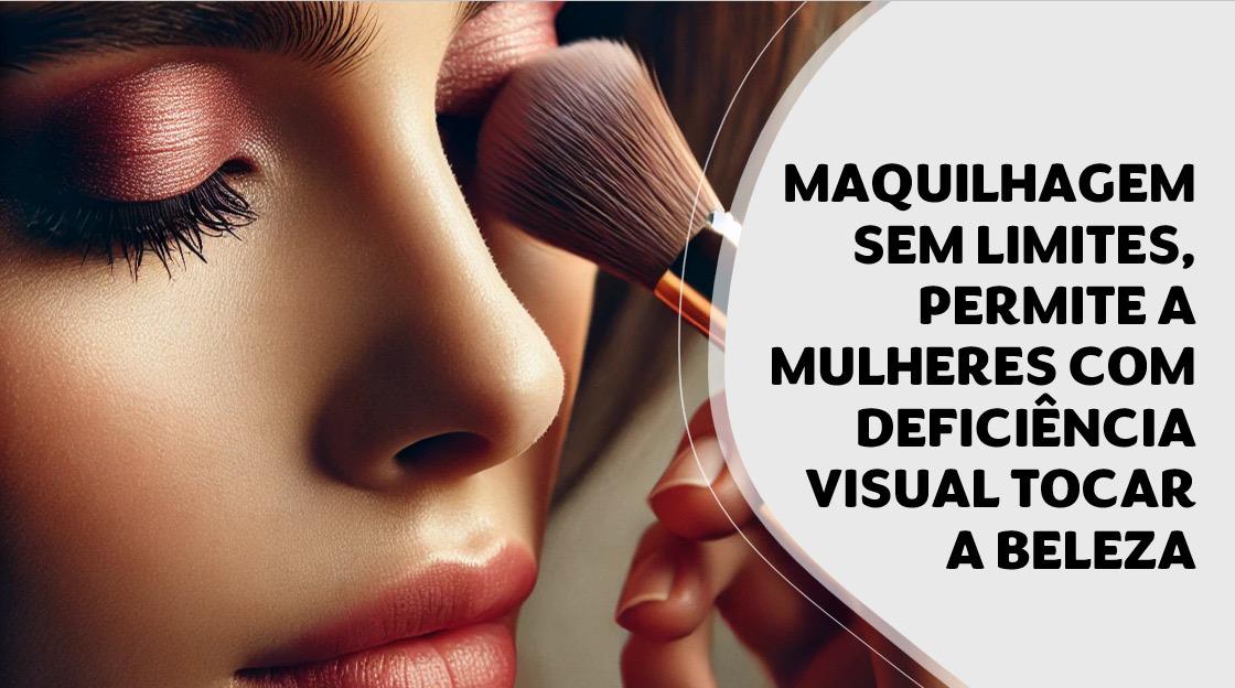 Mulher a maquilhar-se